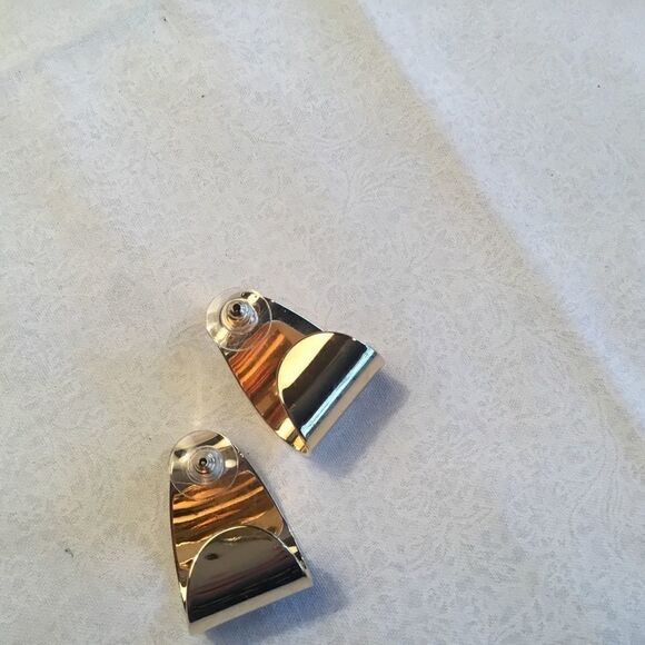 $8 ea or 3/$15. Goldtone Pierced Earrings - Picture 3 of 6